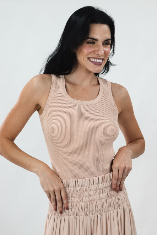 REGATA UGGY NUDE