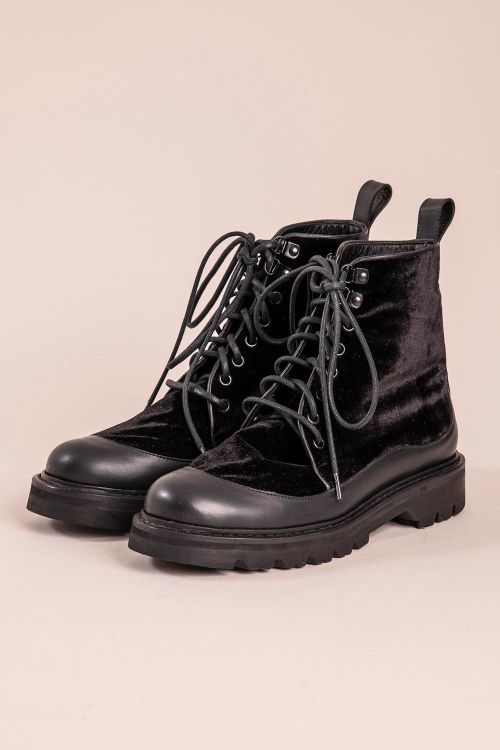 BOTA BETTY
